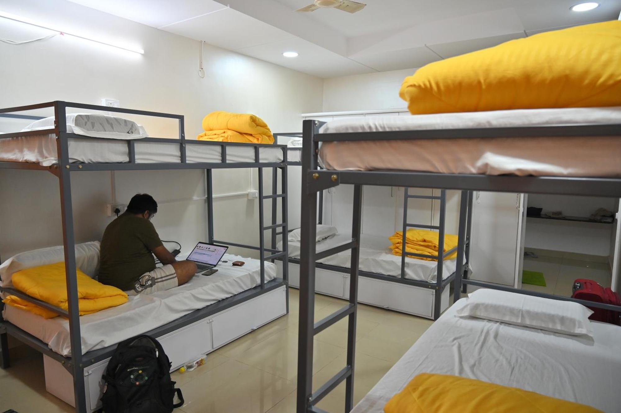 Hyderabad Wanderers Cave Hotel Ngoại thất bức ảnh