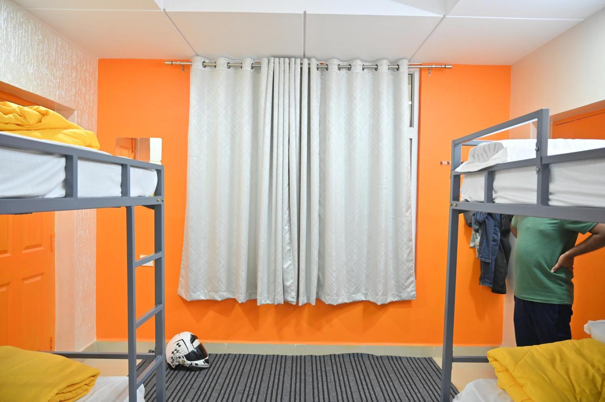 Hyderabad Wanderers Cave Hotel Ngoại thất bức ảnh
